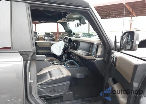 2023 Ford Bronco Wildtrak из США, поврежденный, VIN 1FMEE5DP7PLC01071